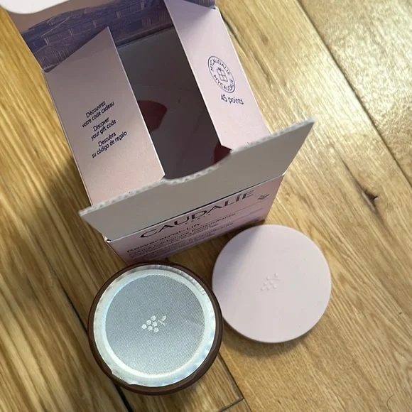 NEW Caudalie Resveratrol Lift Firming Cashmere Cream 50 ml - Picture 4 of 4